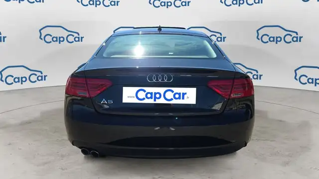 Audi A5 view 3