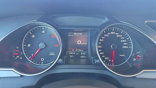 Audi A5 view 12