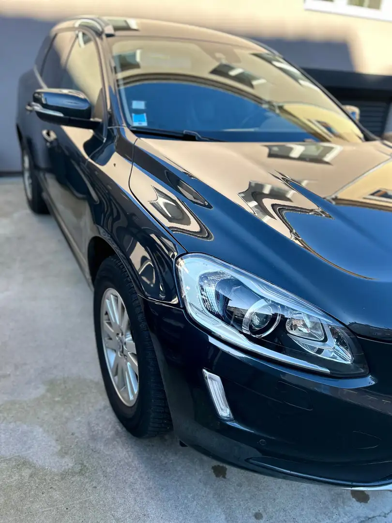 Volvo XC60 D5 AWD 215 ch Summum Geartronic A Gris - 2