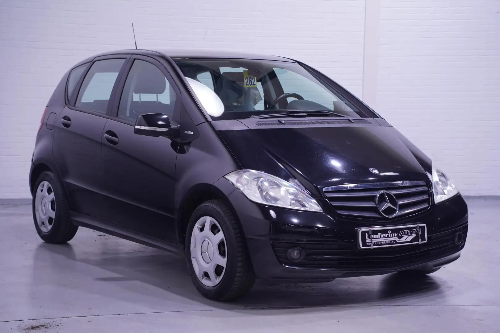 Mercedes-Benz A 150 BlueEFFICIENCY Classic APK 25/04/2026 Airco Camera Zwart - 2