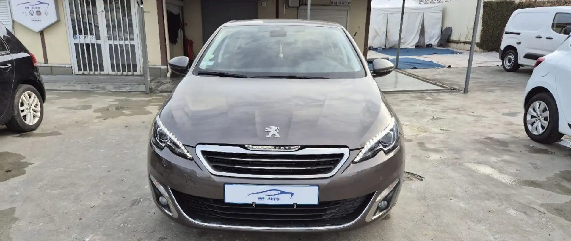 Peugeot 308 ii 1.6 e-hdi 115ch allure 2013 - 1
