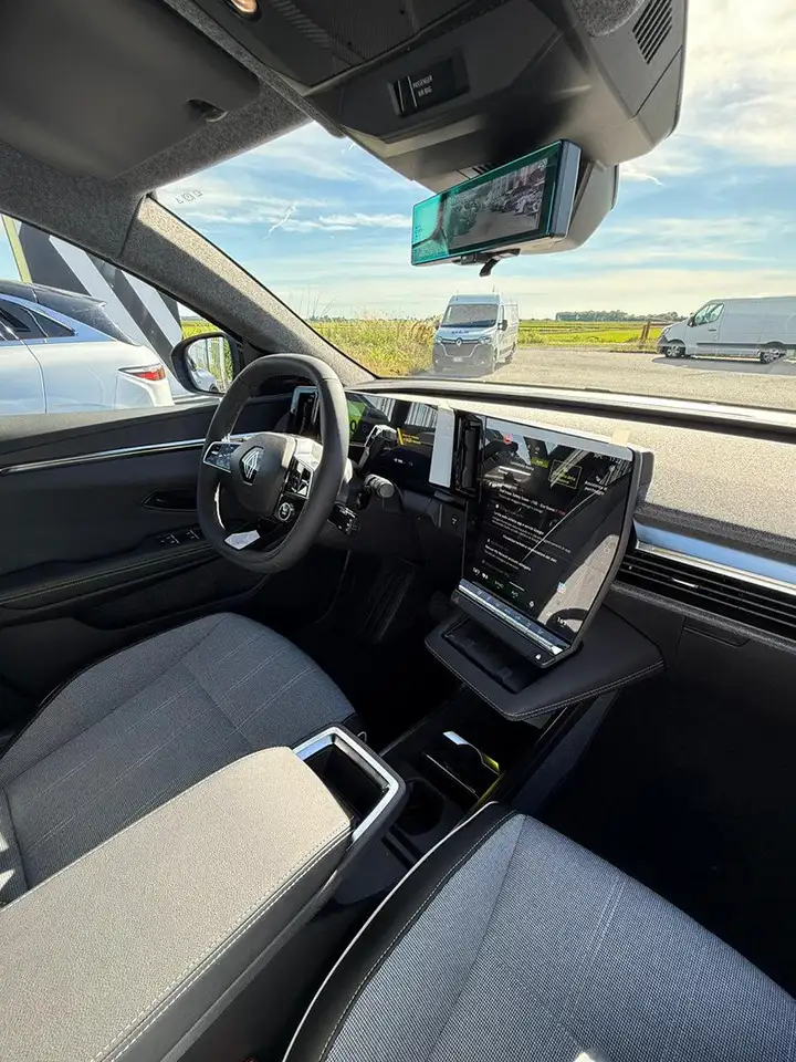Renault Scenic E-TECH ELECTRIC techno 170 cv comfort range 29