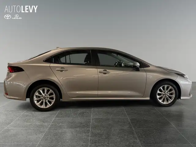 Toyota Corolla view 7