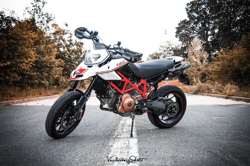 Ducati Hypermotard 1100