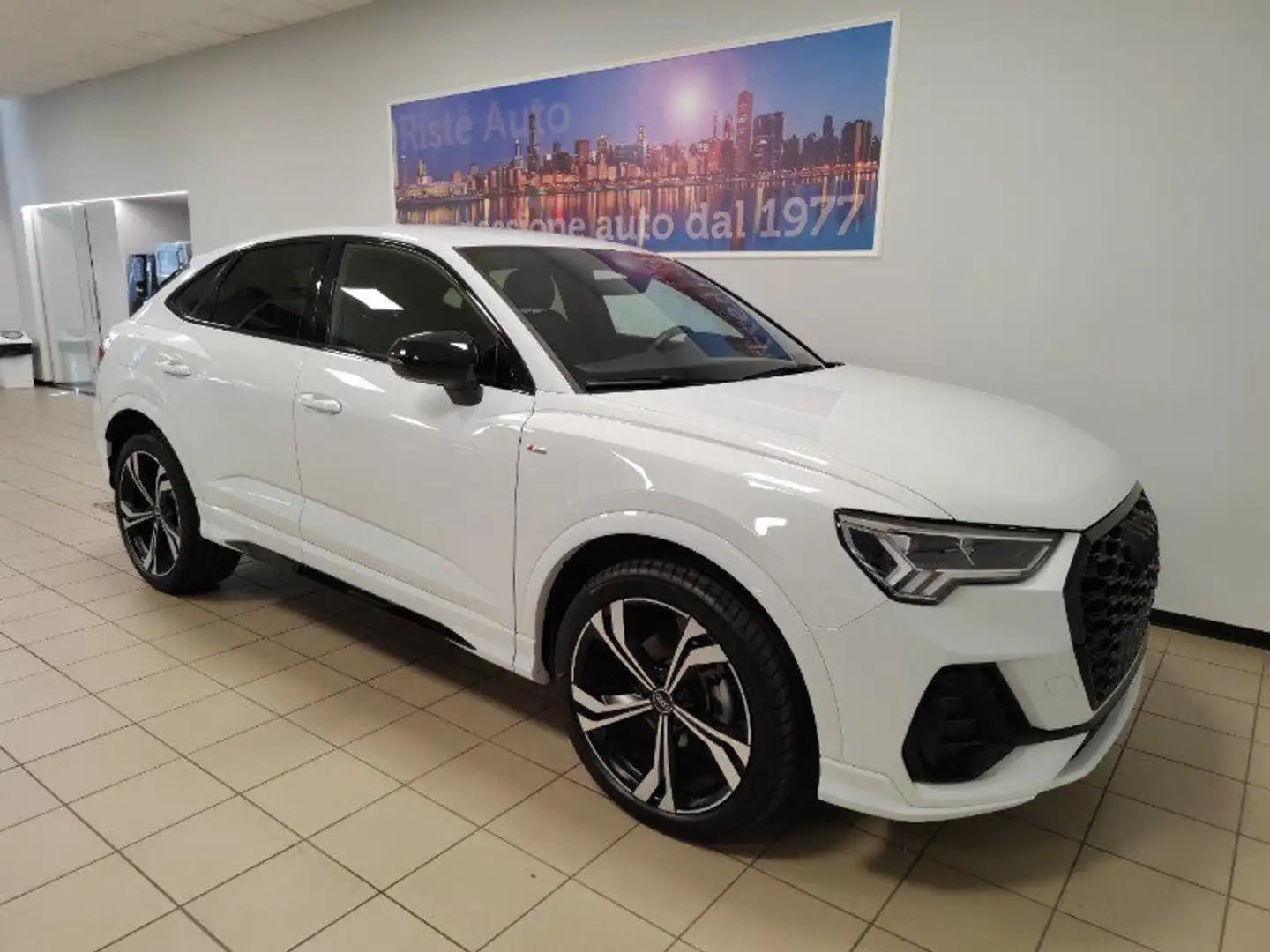 Audi Q3 Q3 35 TDI S tronic Identity Black Bianco - 1