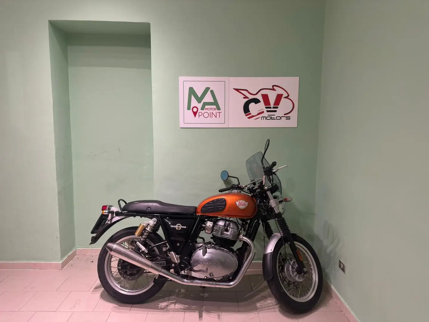 Royal Enfield Interceptor Interceptor 650 Arancione - 1