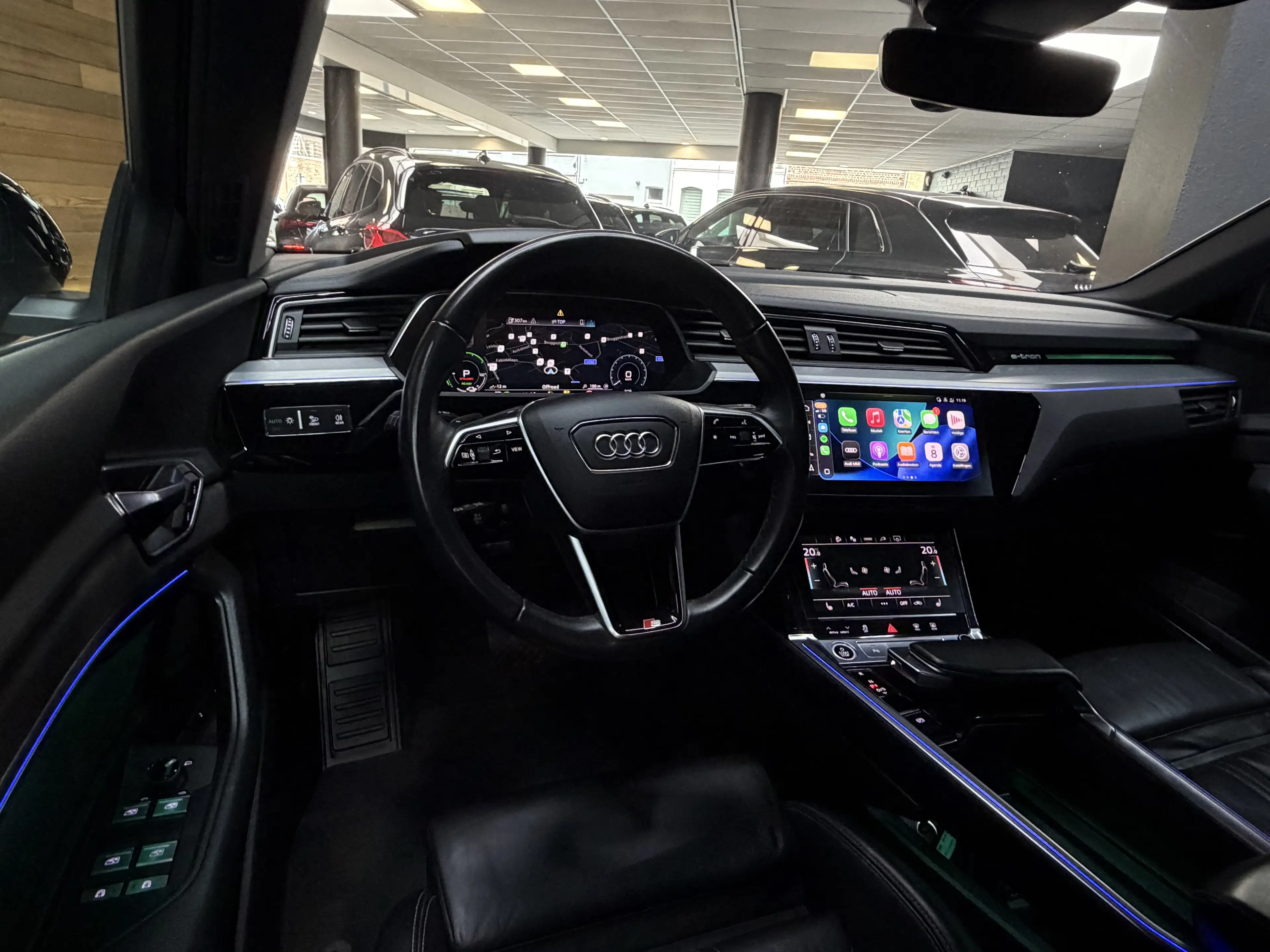 Audi e-tron E-Tron 95 kWh 55 Quattro S line — photo 9