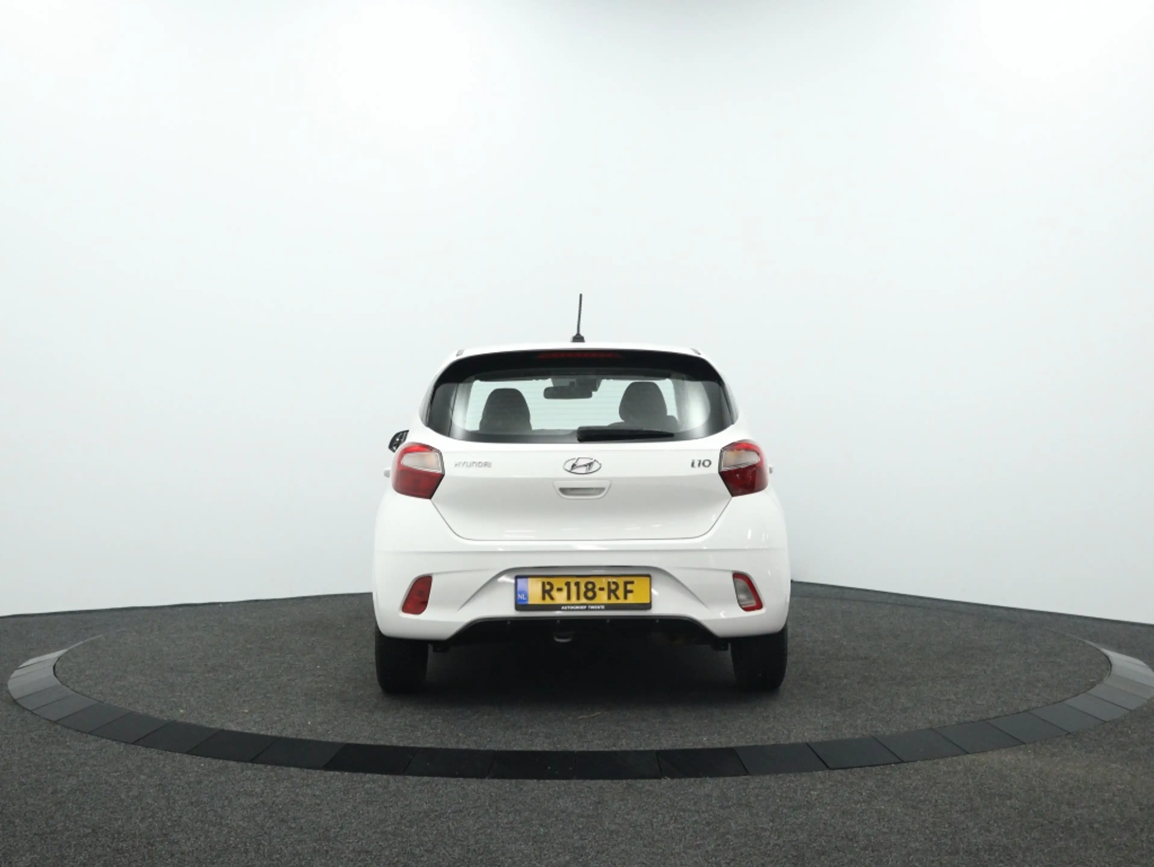 Hyundai i10 1.0 Comfort | Carplay Navigatie | Airco | Cruise c — photo 9