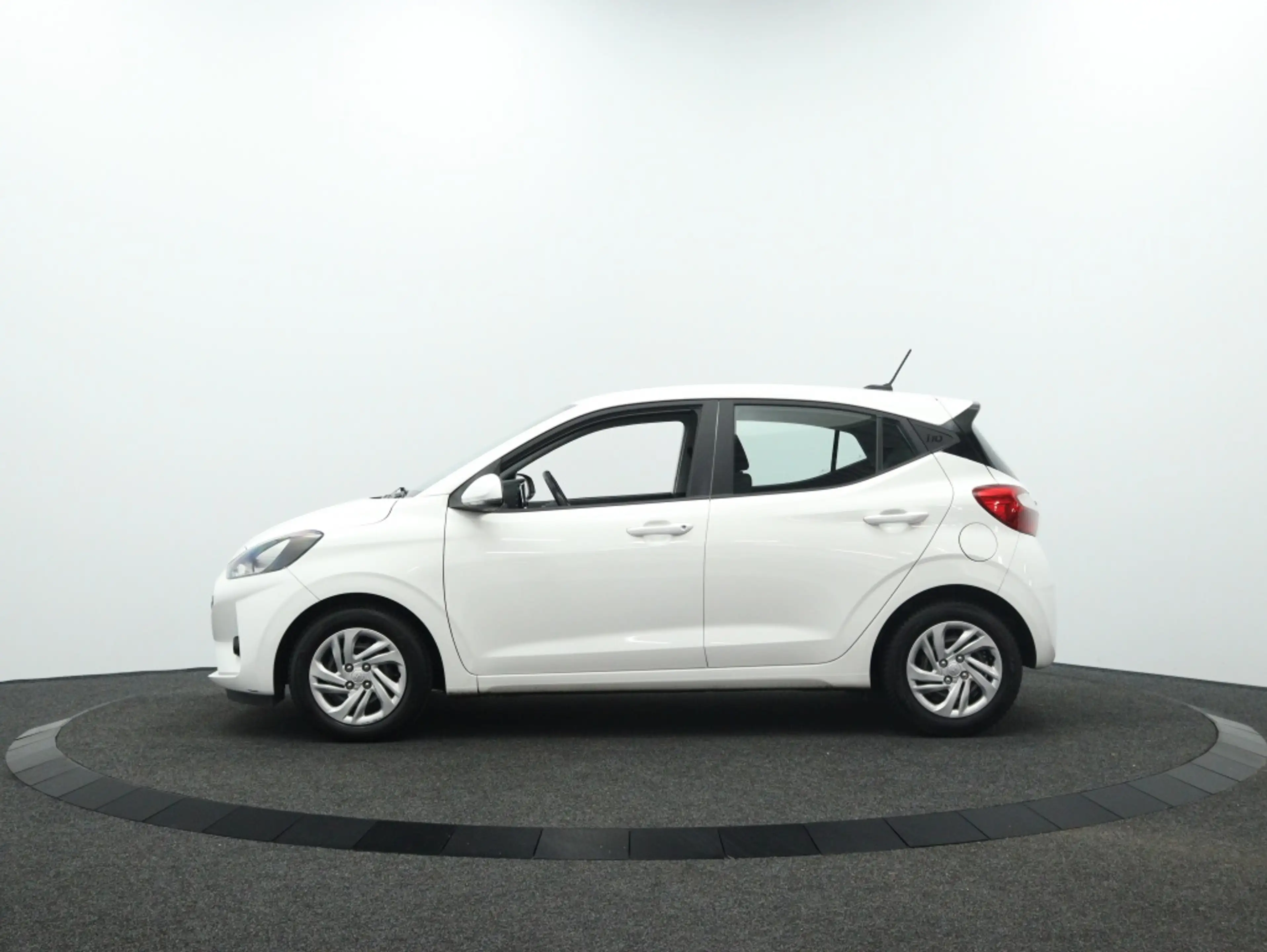 Hyundai i10 1.0 Comfort | Carplay Navigatie | Airco | Cruise c — photo 6