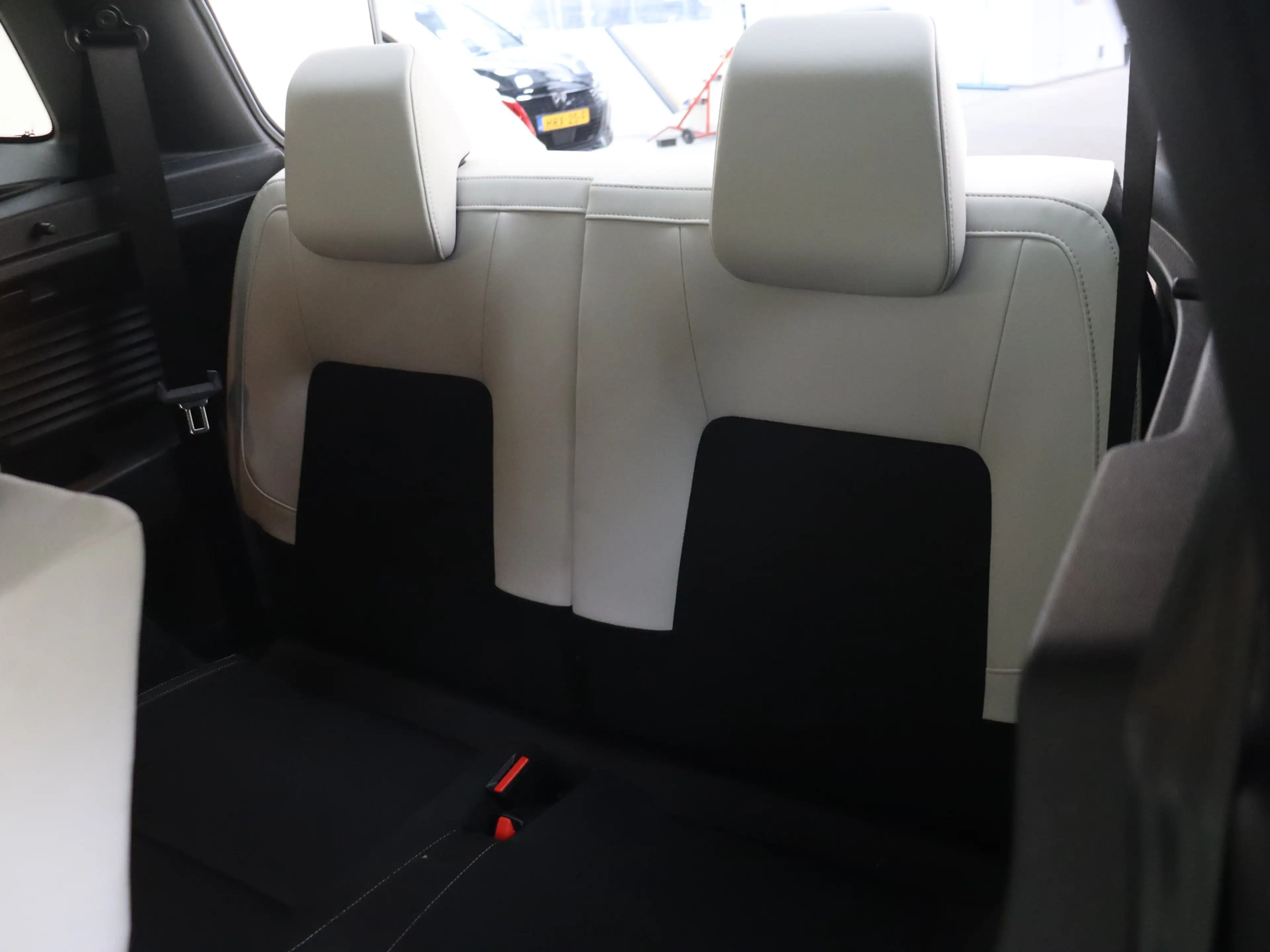 Citroen C3 Aircross 1.2 Hybrid 145pk Max 7p. | 7 Persoons | Camera | A — photo 13