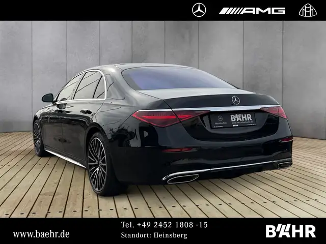Mercedes-Benz S-Class view 3