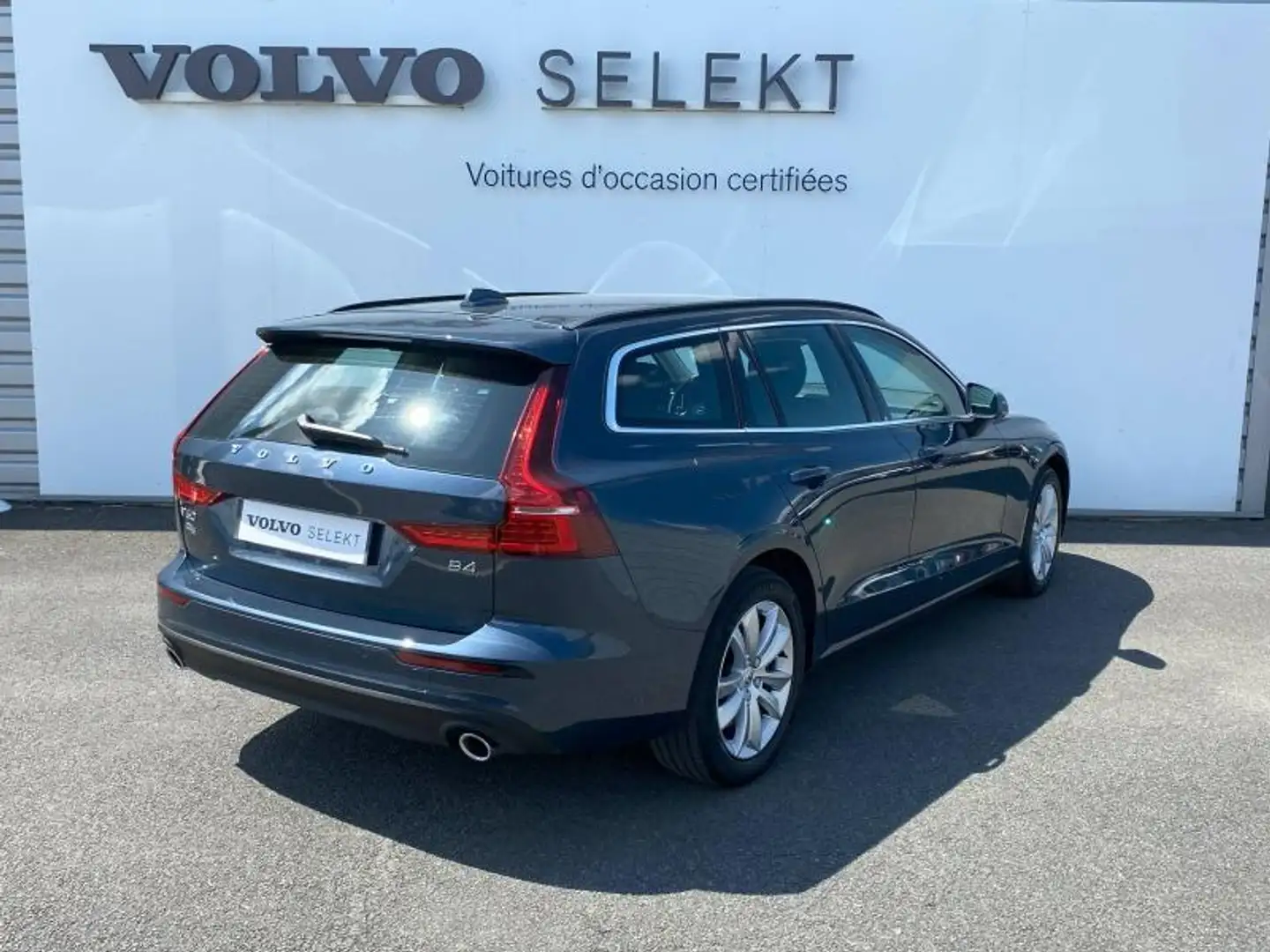 Volvo V60 B4 197ch Momentum Business Geartronic 8 Azul - 2