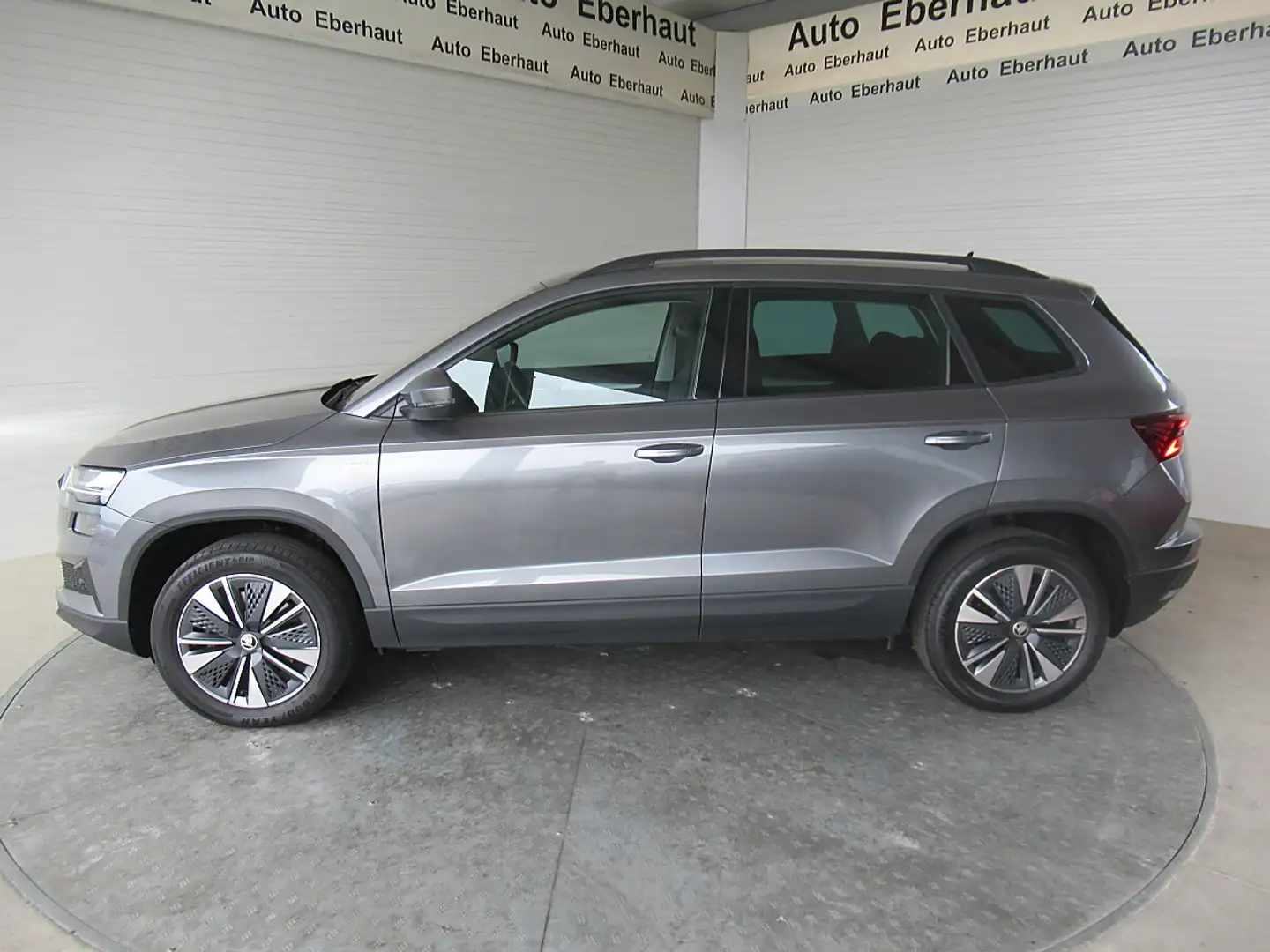 Skoda Karoq 1,5 TSI ACT DSG Ambition *ACC *Sitzheizung vorn... Grau - 2