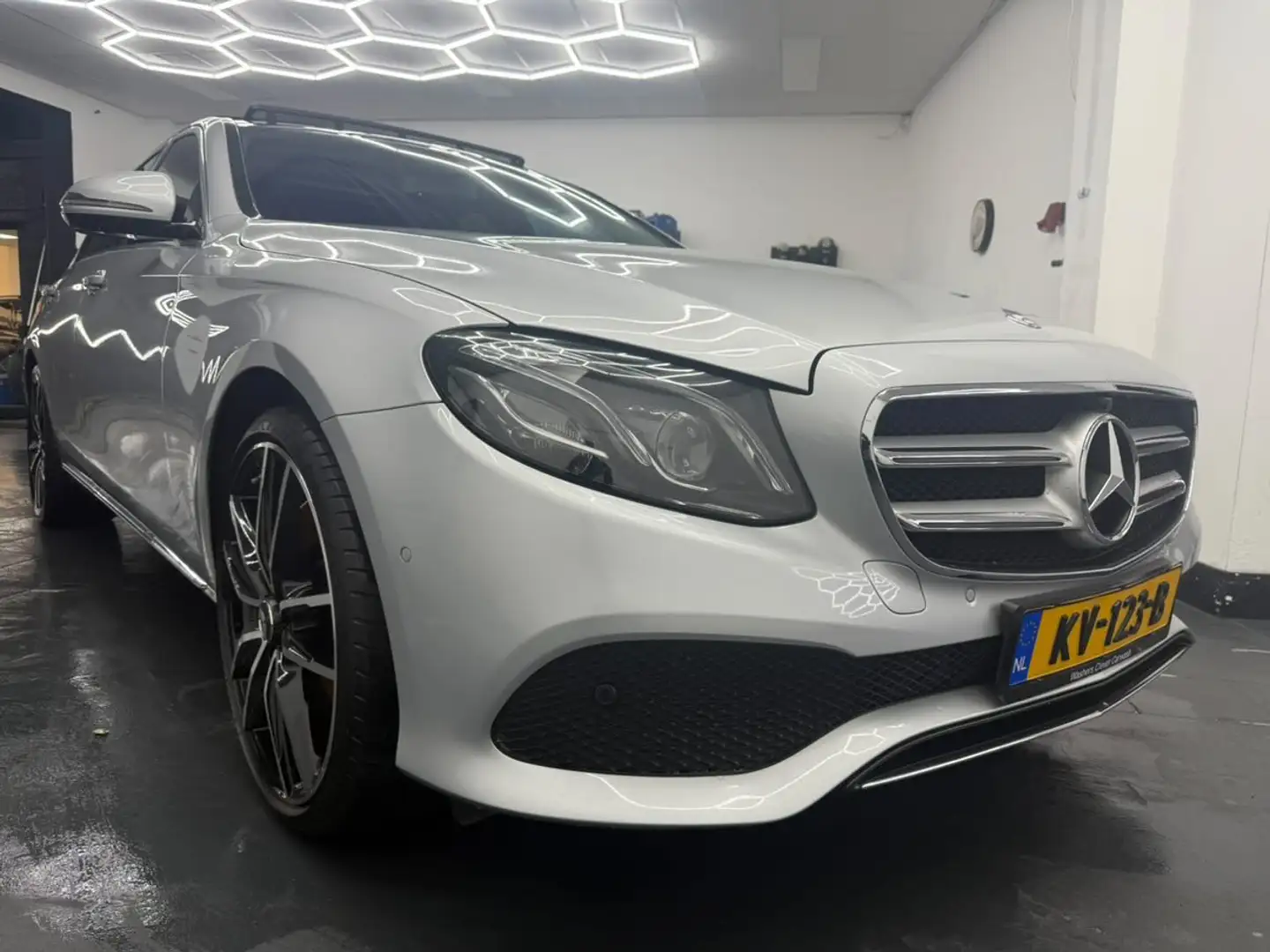 Mercedes-Benz E 350 E 350e Zilver - 2