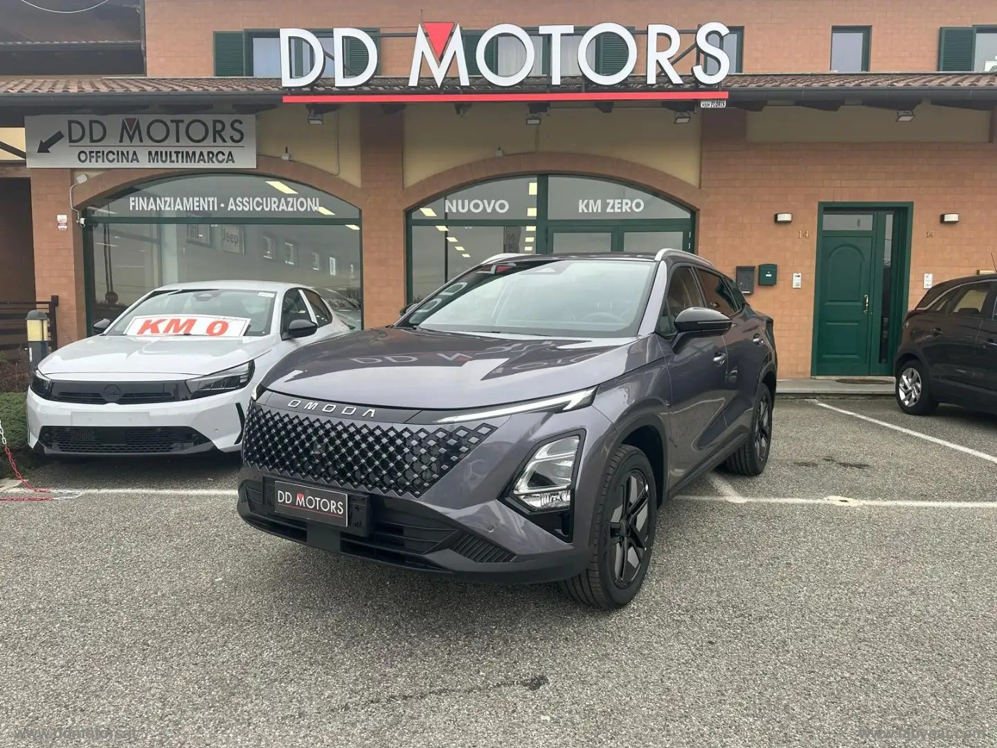 Omoda 5 1.5 TGDi SHS 224 CV Premium *PROMO* Grau - 1