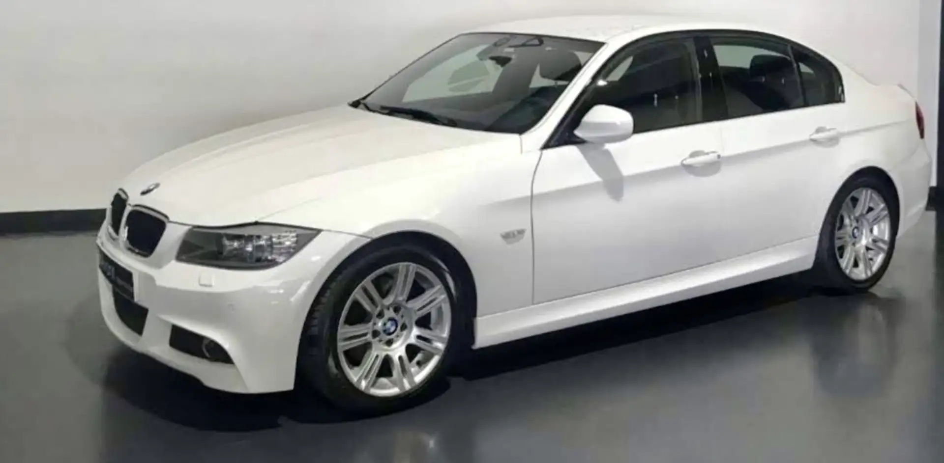 BMW 320 320d E90 PACK M - 2