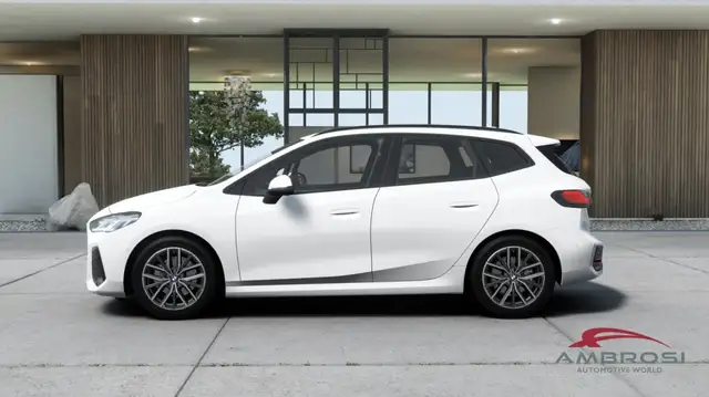 BMW 2 Series view 3