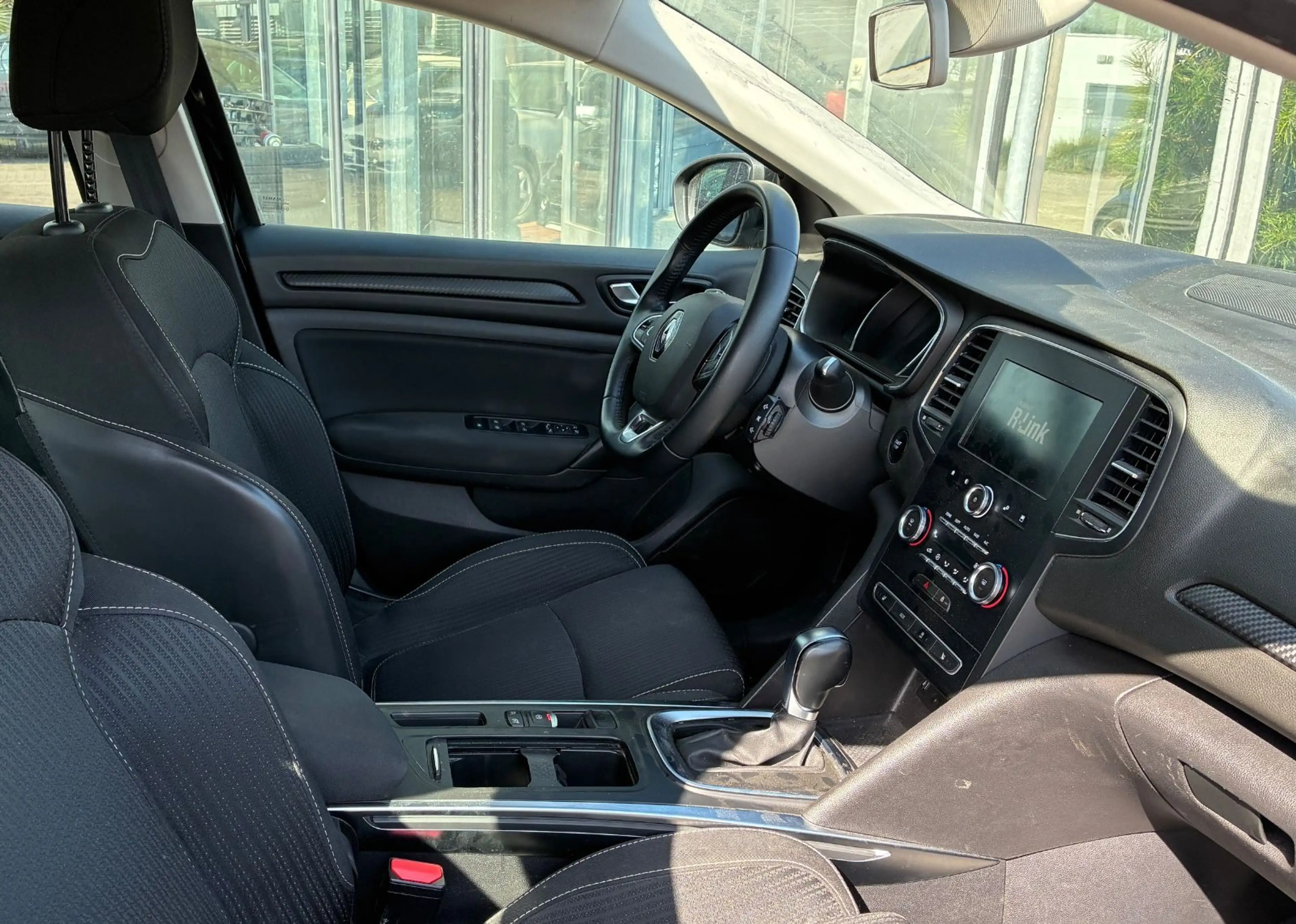 Renault Megane IV Grandtour Business Edition Automatik — photo 10