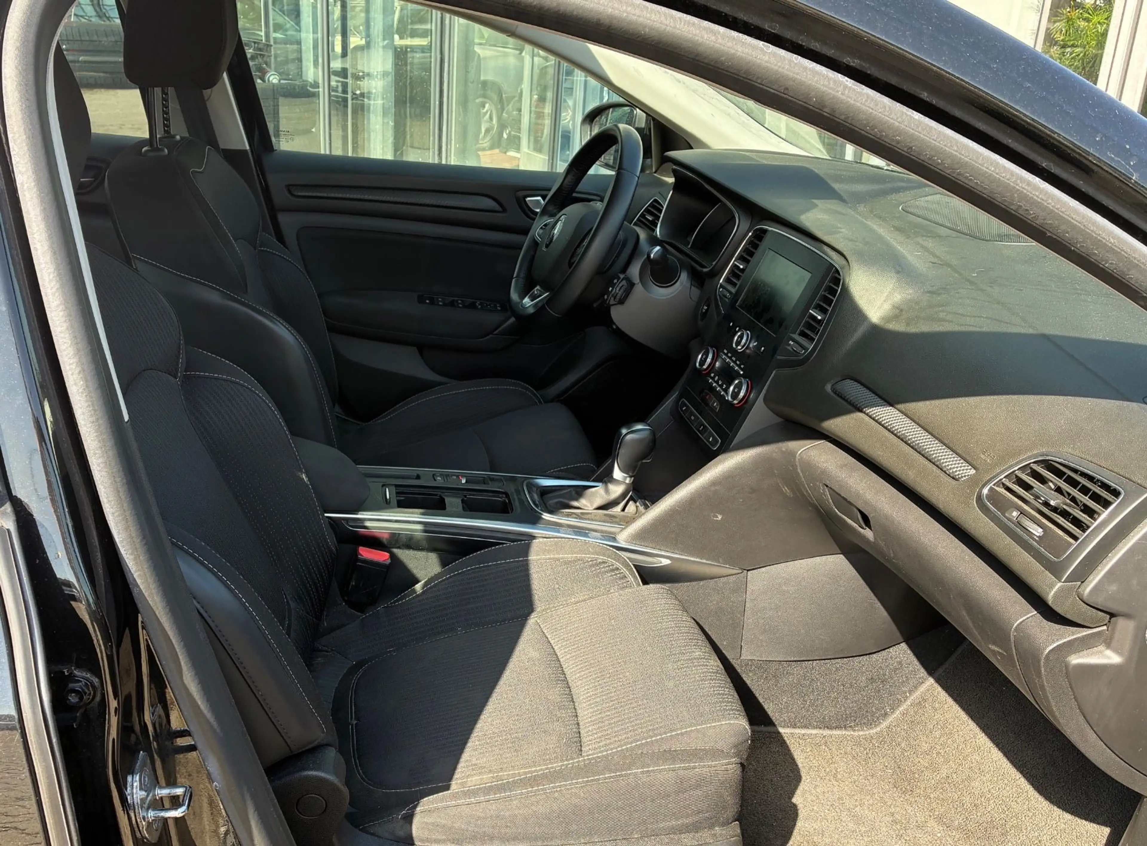 Renault Megane IV Grandtour Business Edition Automatik — photo 11