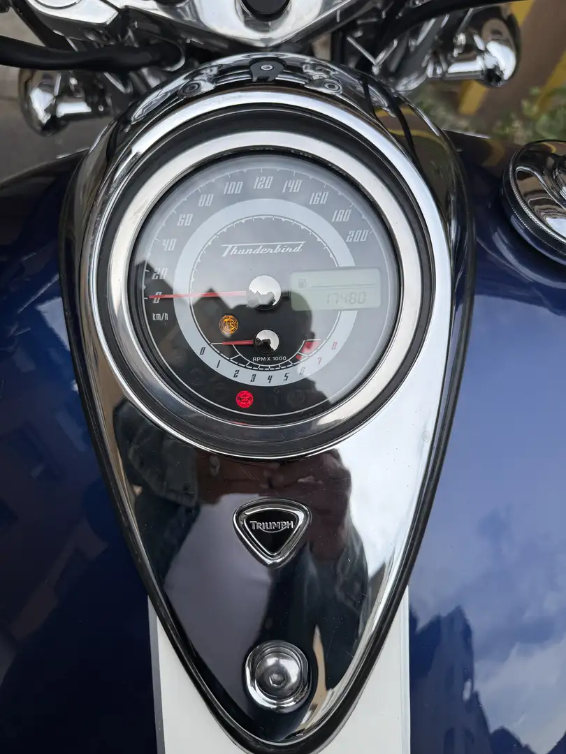 Triumph Thunderbird Sport - 2