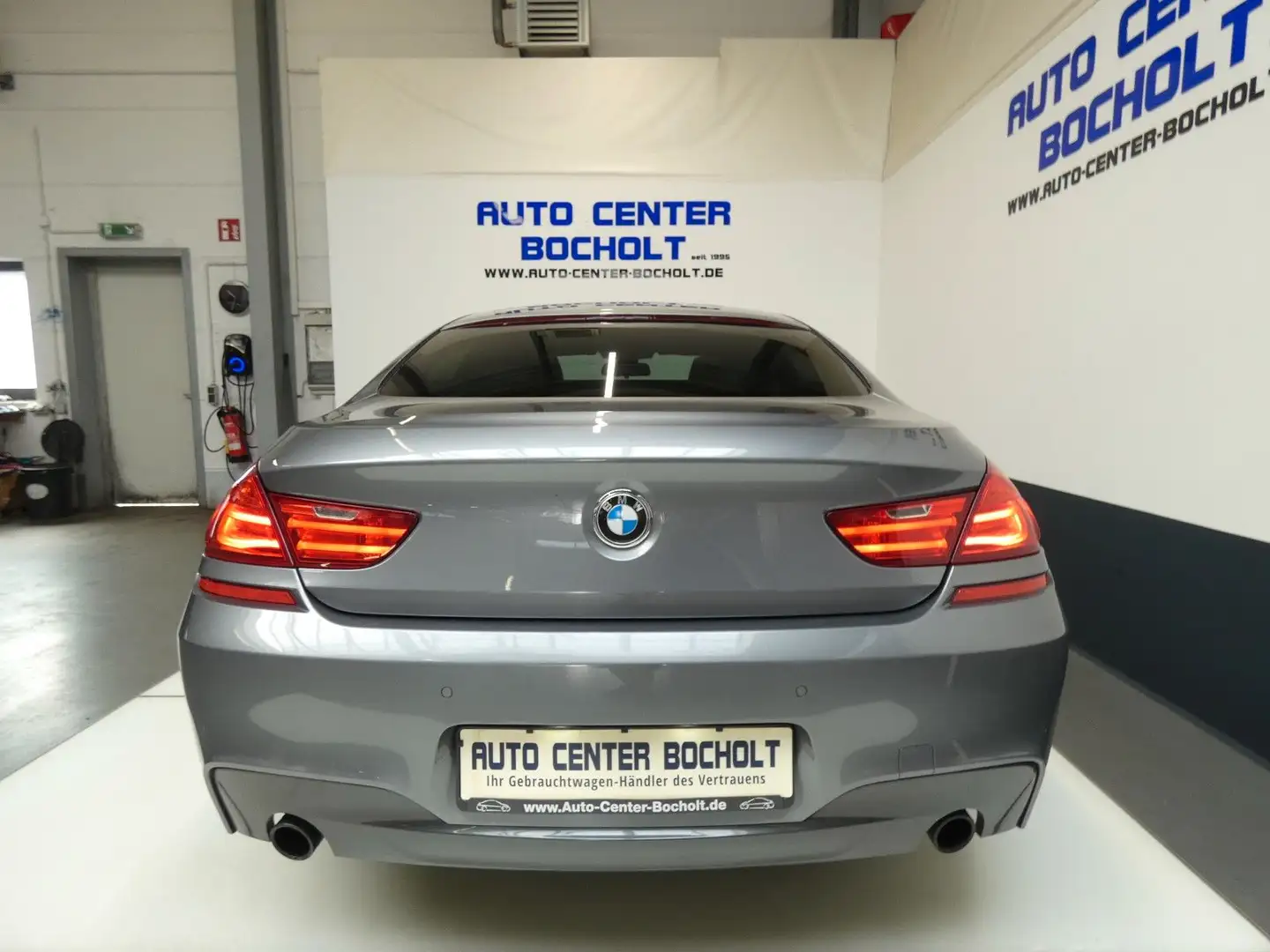 BMW 640 d xDrive M Sportpaket*HUD*Klimaaut*Panorama Grau - 2