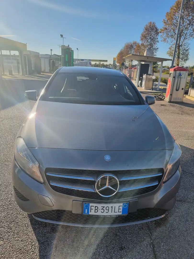 Mercedes-Benz 180 - 2