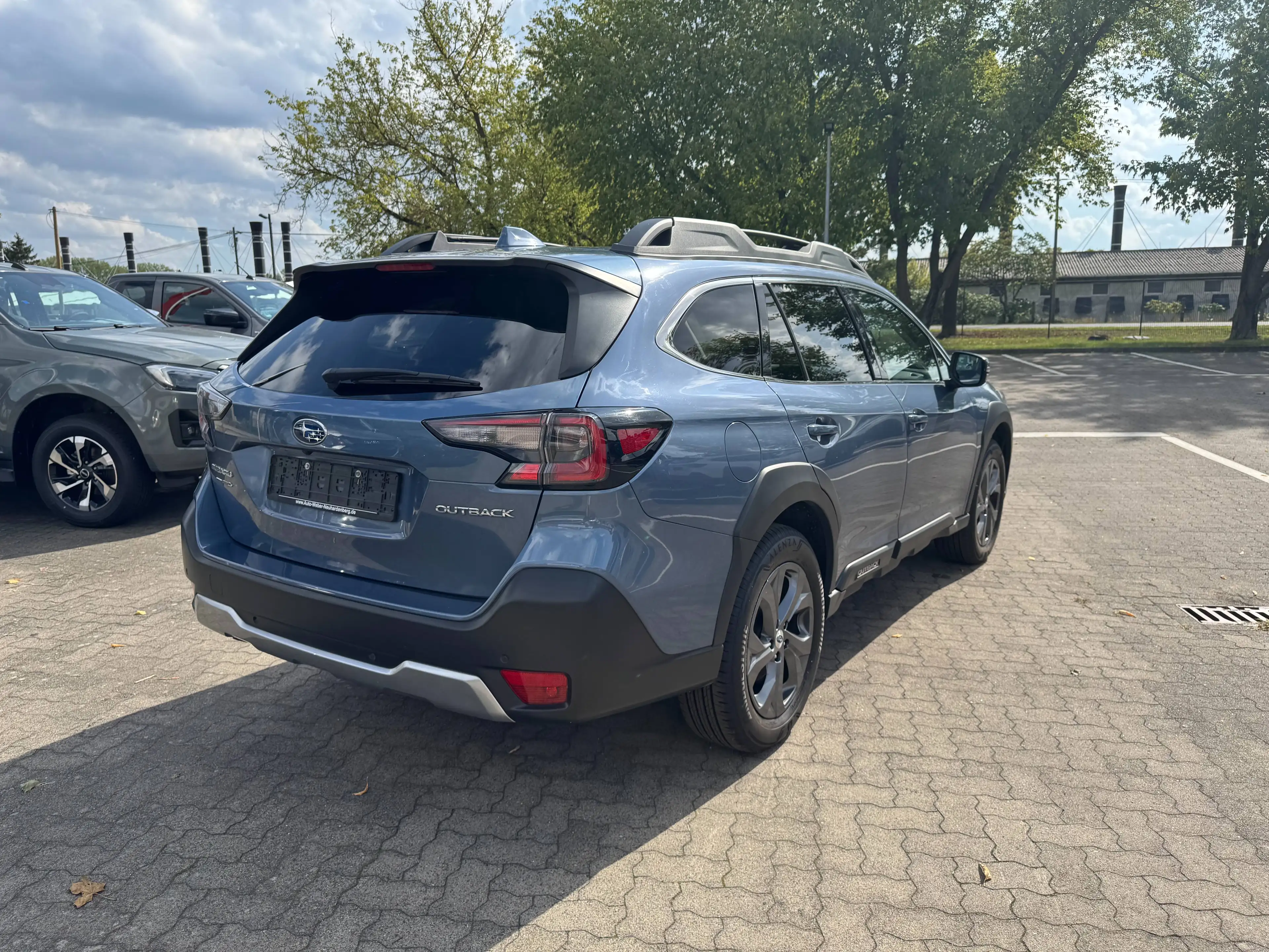 Subaru OUTBACK Active — photo 3