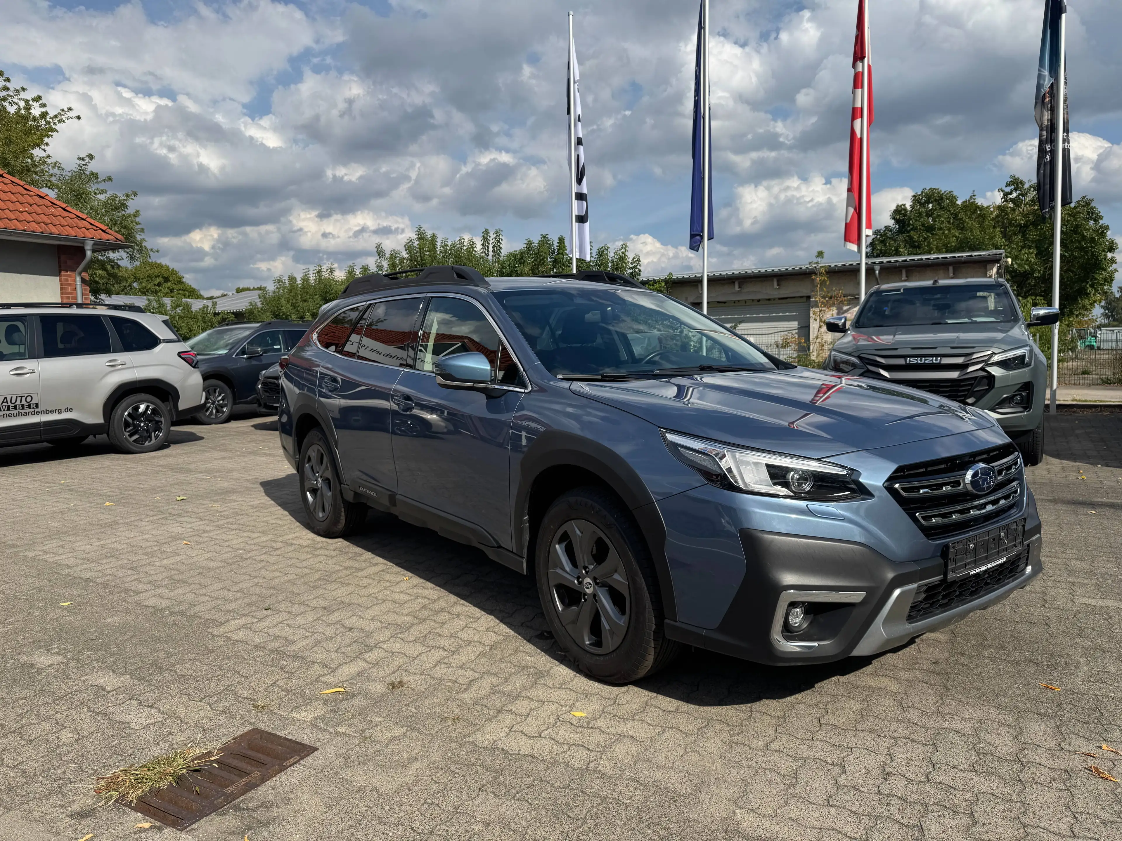 Subaru OUTBACK Active — photo 2