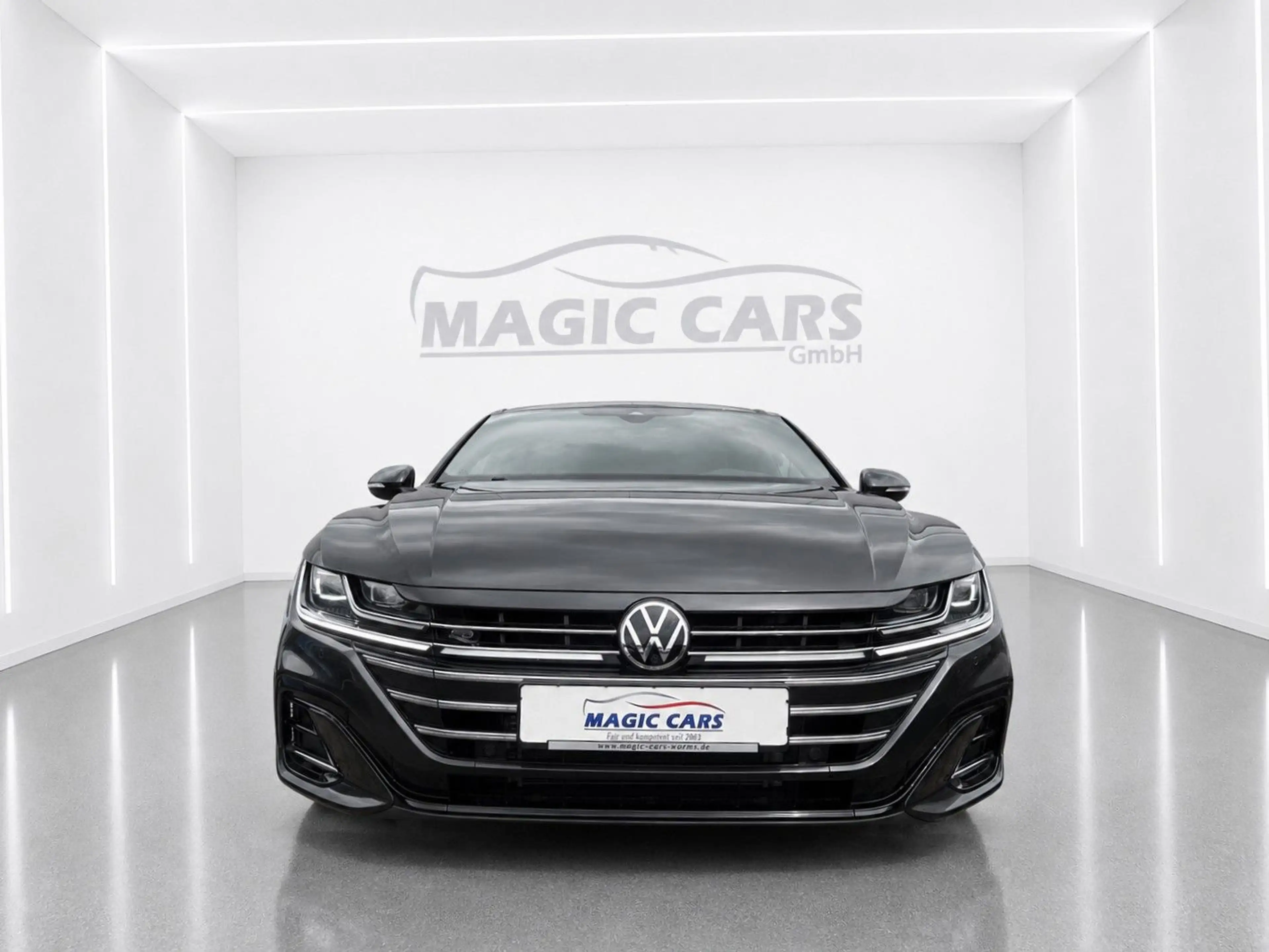 Volkswagen Arteon Shooting Brake 2.0 TSI R-Line *Pano*H&K* — photo 3