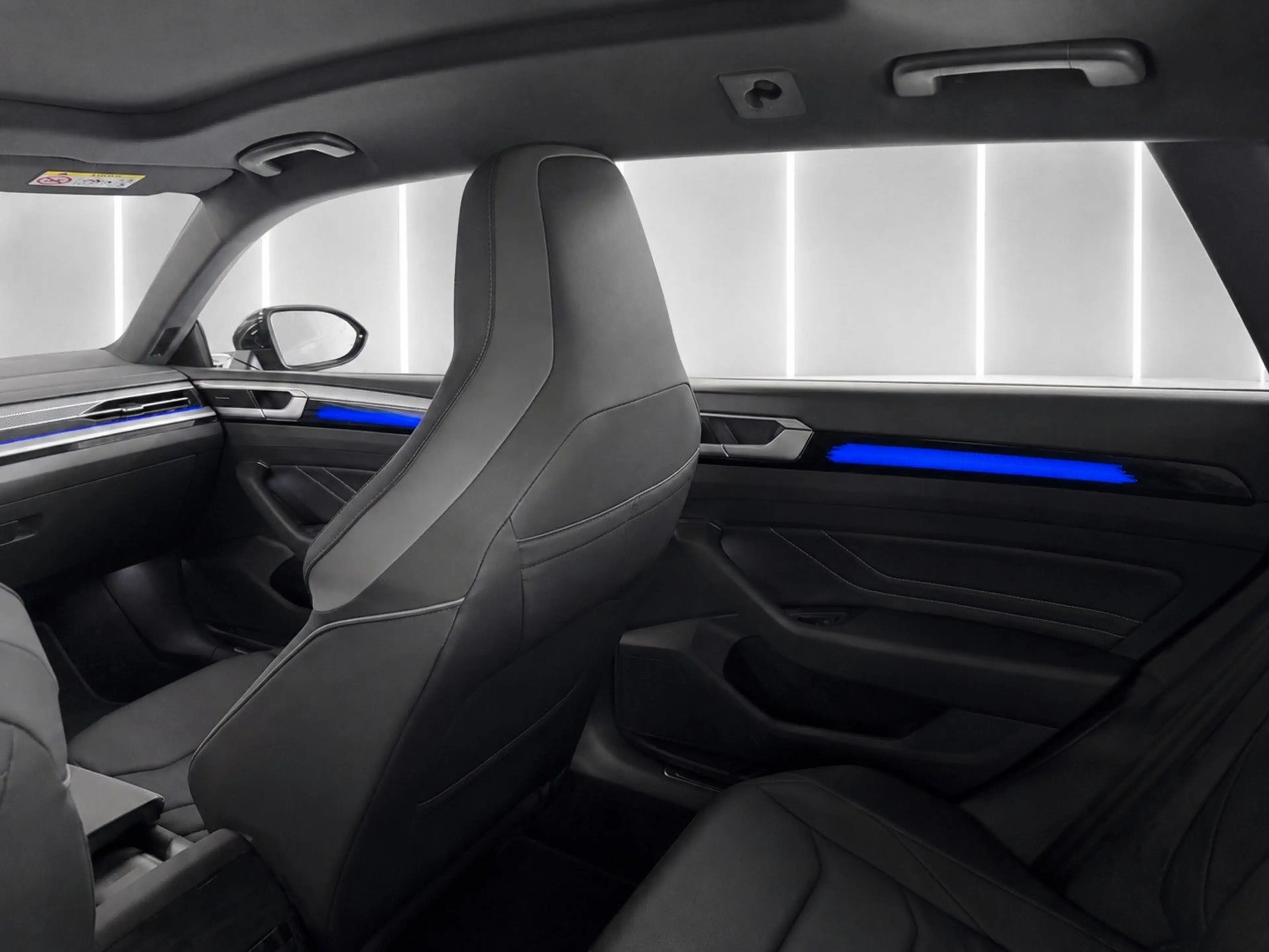 Volkswagen Arteon Shooting Brake 2.0 TSI R-Line *Pano*H&K* — photo 8