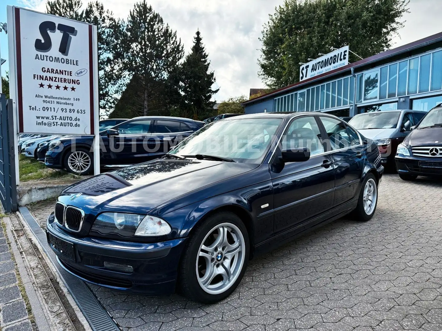 BMW 320 i 2.2 Lim. Sport*Klima*Sitzhzg* Blauw - 1
