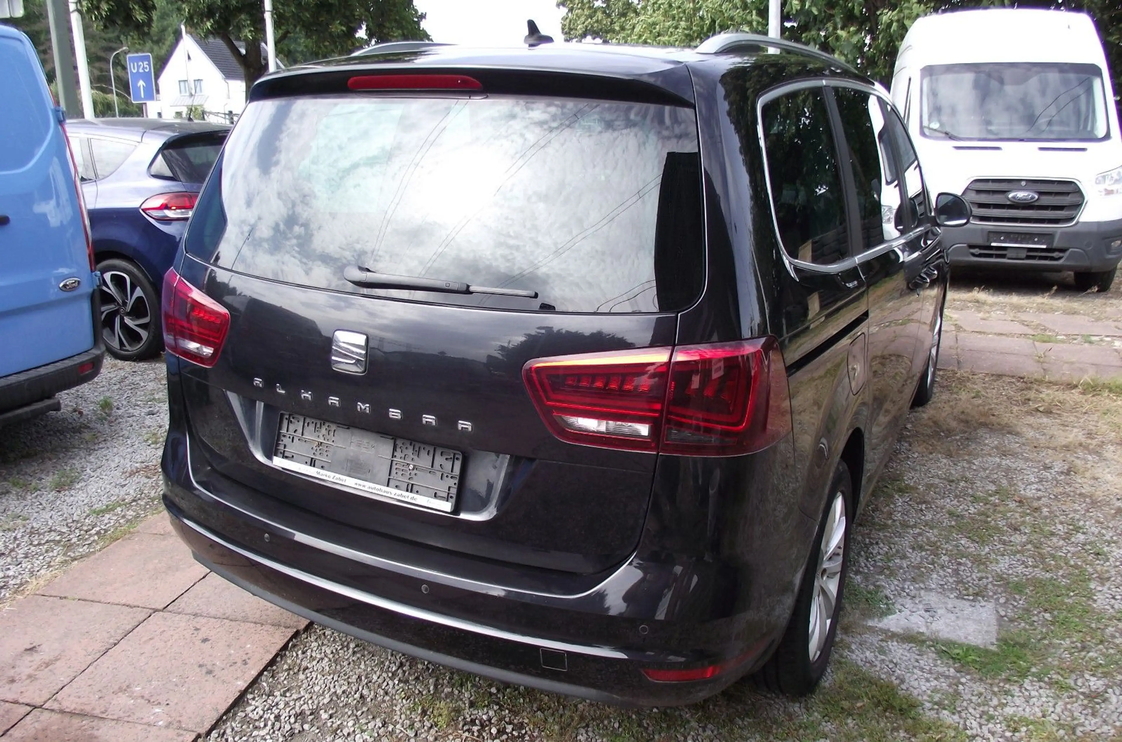 SEAT Alhambra Style  1. Hand, Navi , Sthzg , 7 Sitze — photo 6