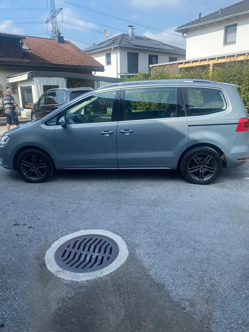 Volkswagen Sharan Sharan Comfortline BMT 2,0 TDI DPF 4Motion Comfortline Grau - 1
