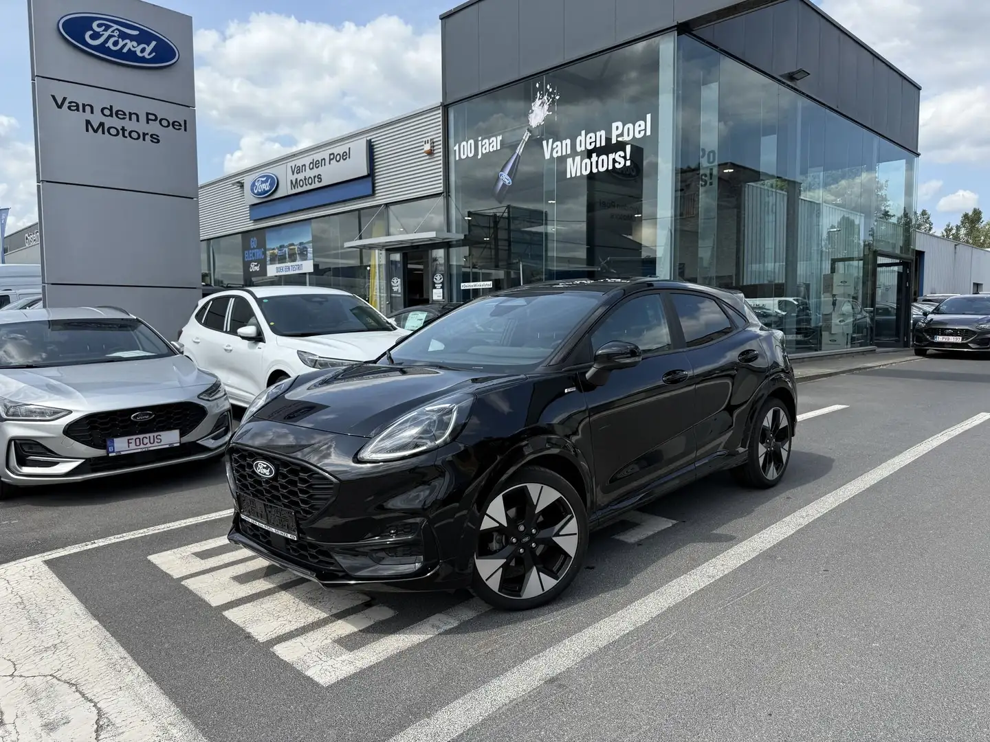 Ford Puma EcoBoost mHEV ST-Line X AUT Nero - 1