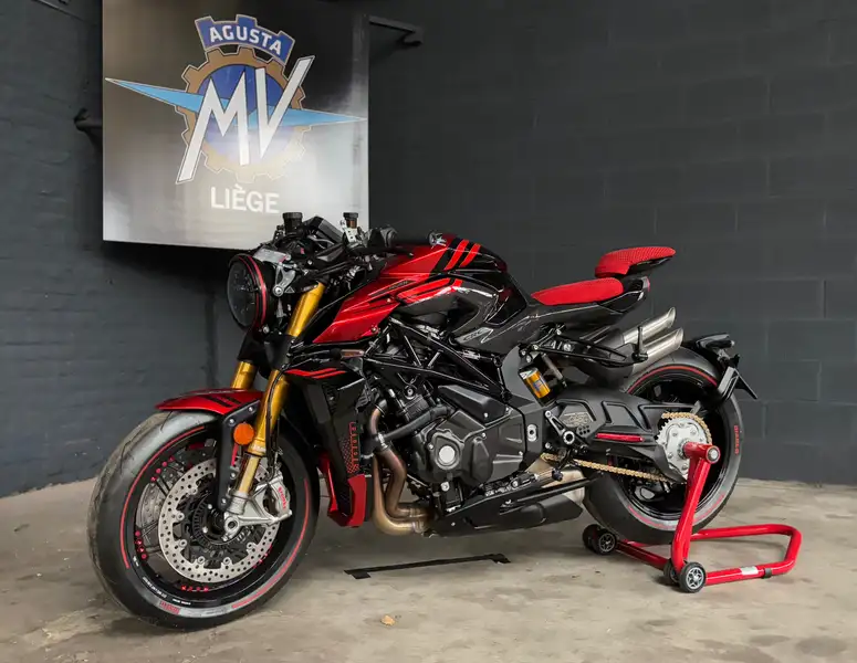 MV Agusta Rush - foto 6