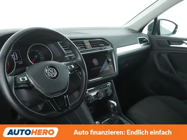 Volkswagen Tiguan view 11