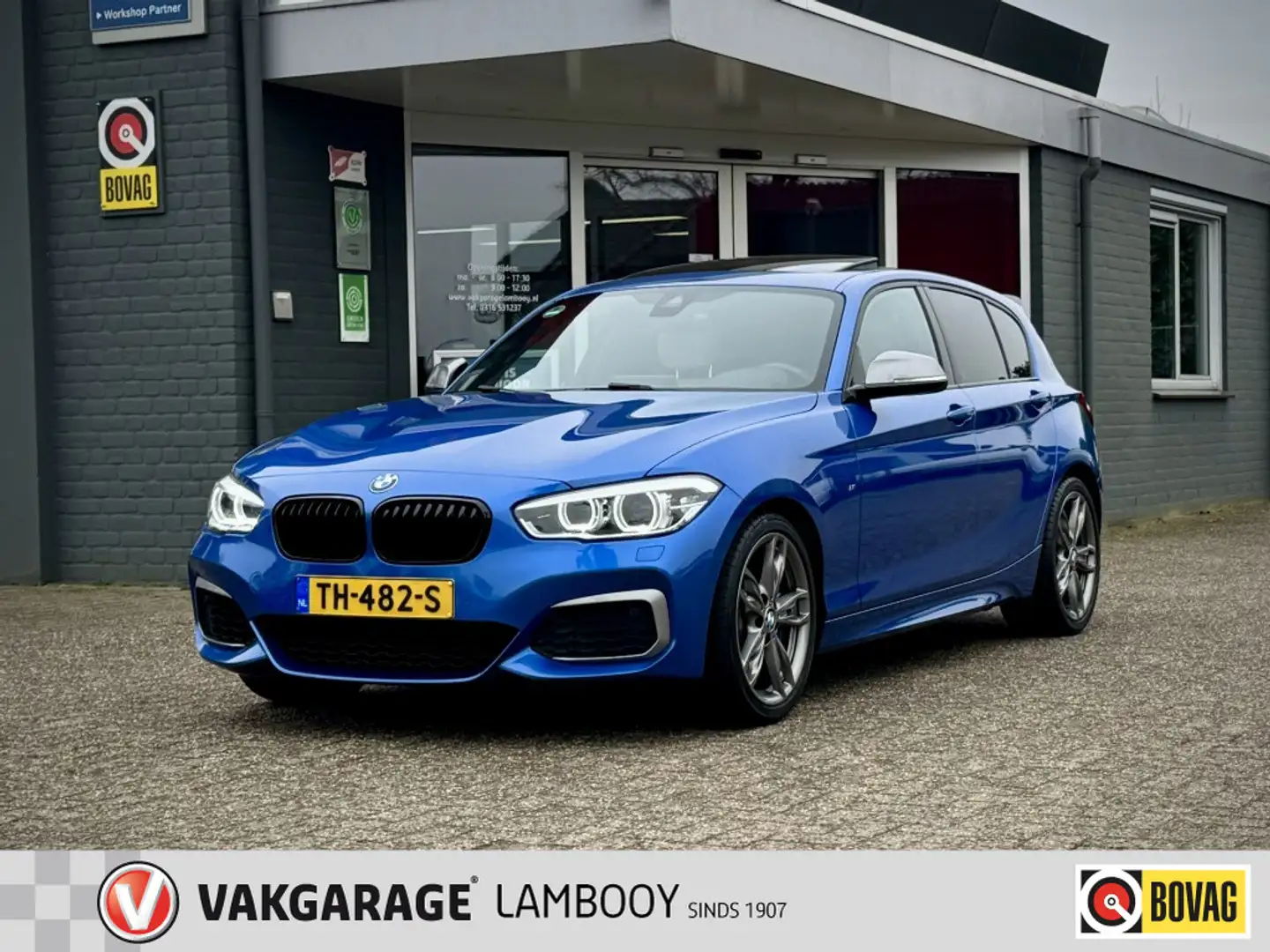 BMW 140 1-serie M140i 410PK High Executive Origineel Neder Bleu - 1