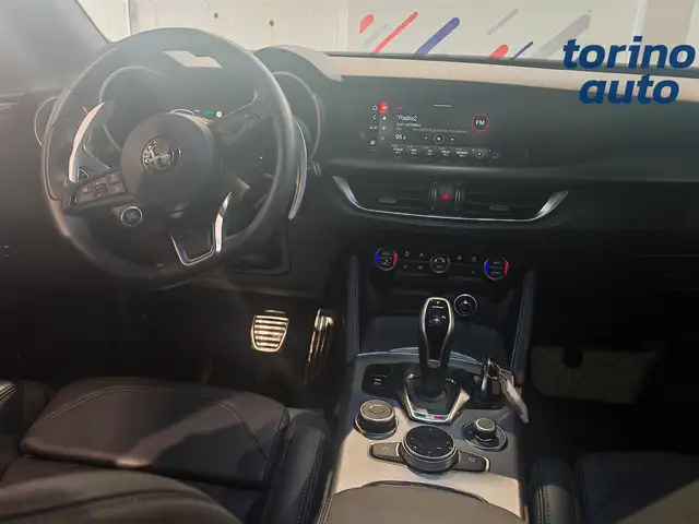Alfa Romeo Stelvio view 12
