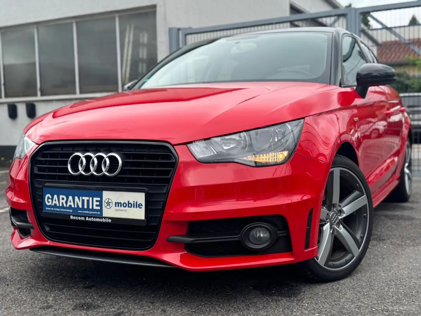 Audi A1 Sportback* S-LINE * AUTOMATIK * 4/5 Türer Rot - 2
