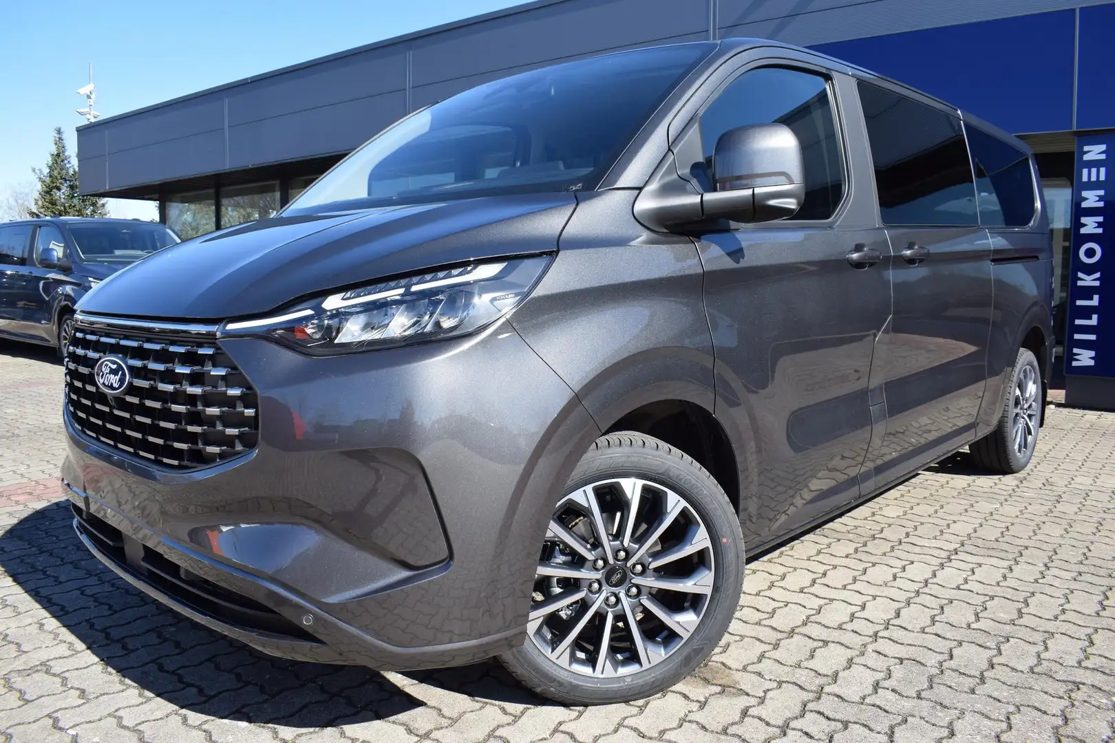 Ford Tourneo Custom L2H1 Titanium X PHEV Top Ausstatt Gris - 1