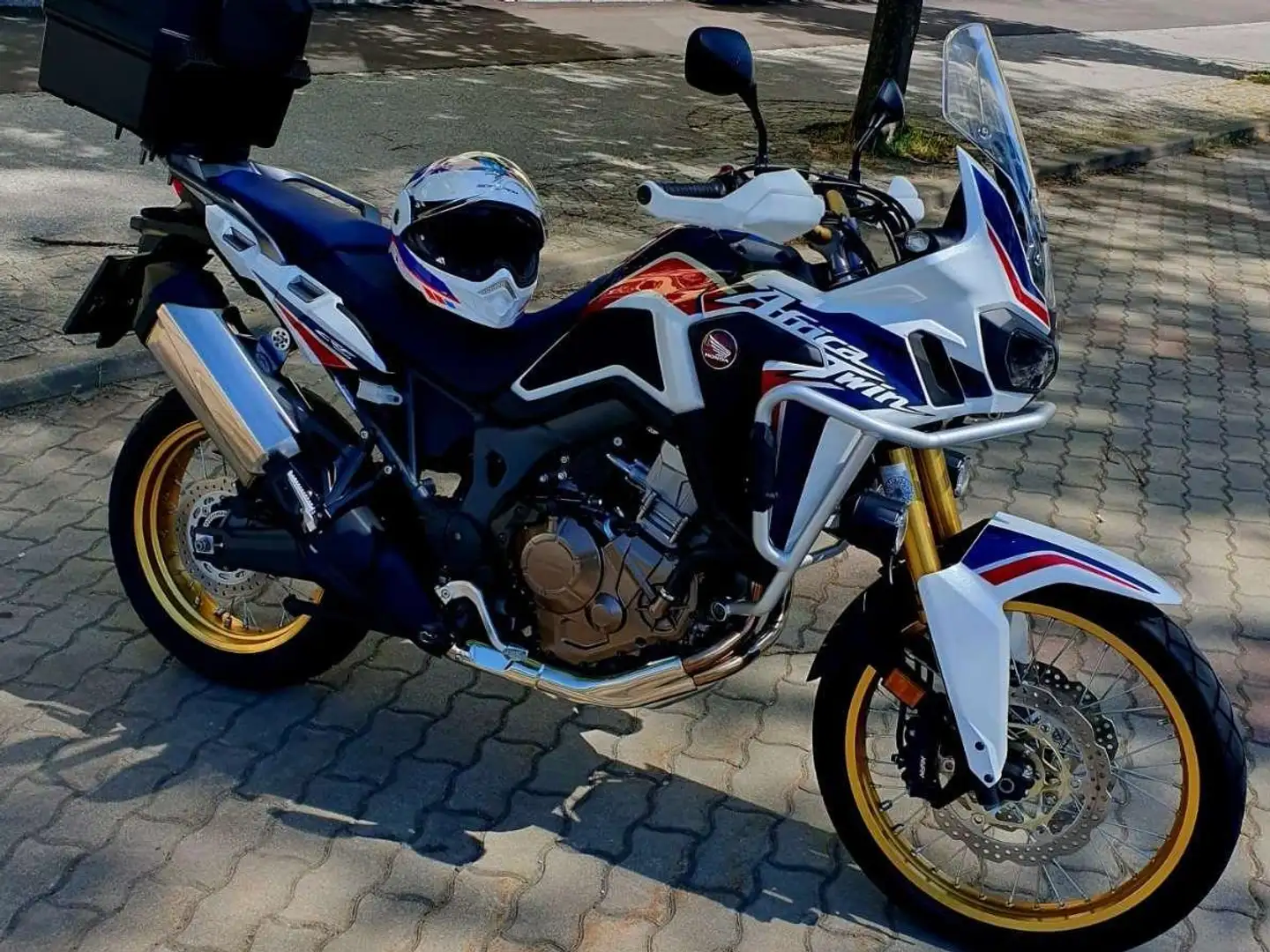 Honda CRF 1000 L Africa Twin - 1