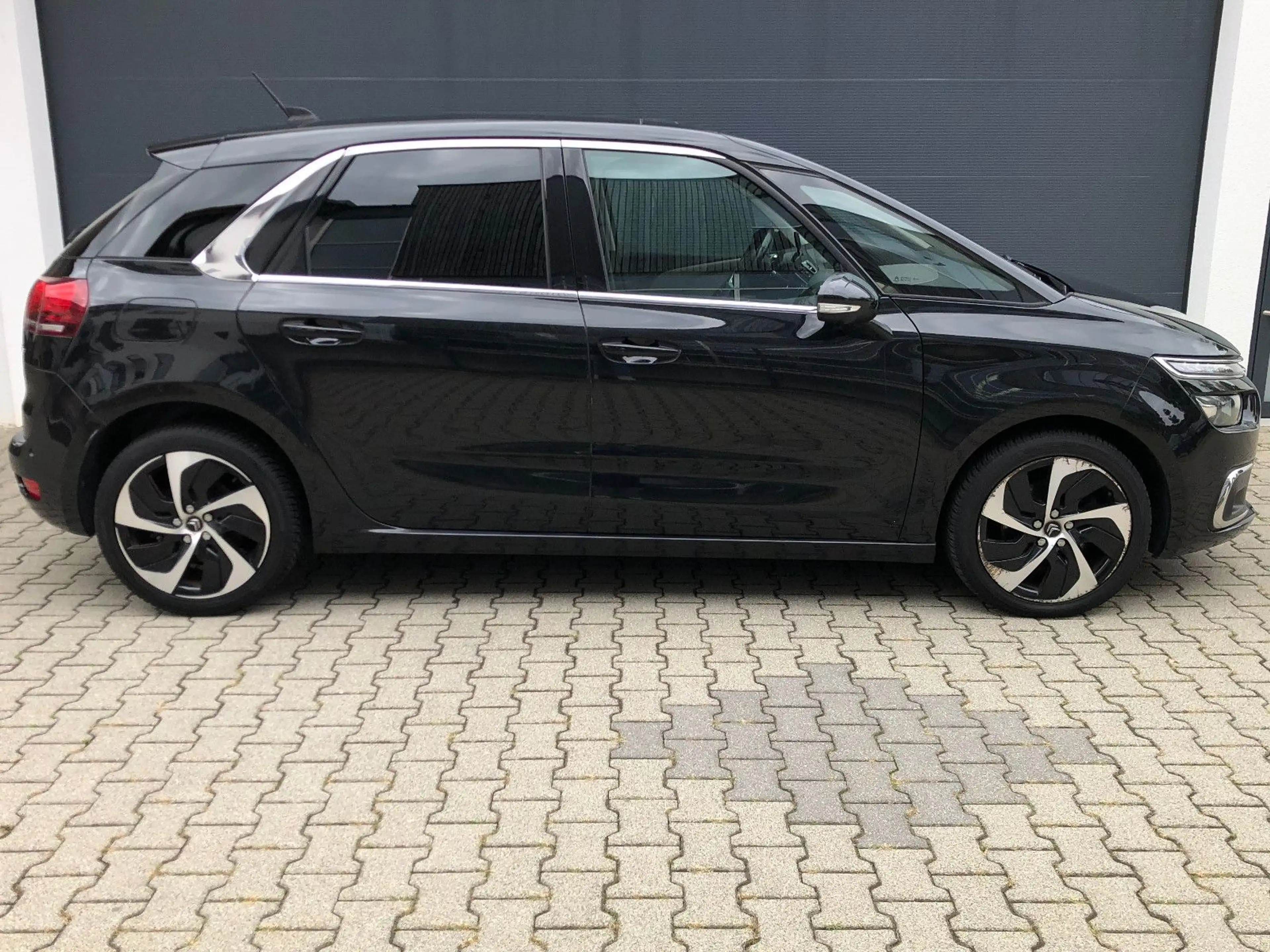 Citroen C4 Picasso /Spacetourer Shine Xenon Navi 360° Kam — photo 4