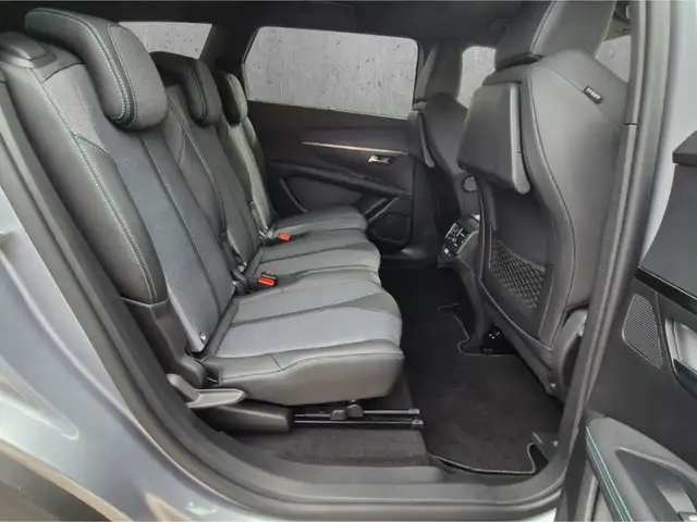 Peugeot 5008 view 14