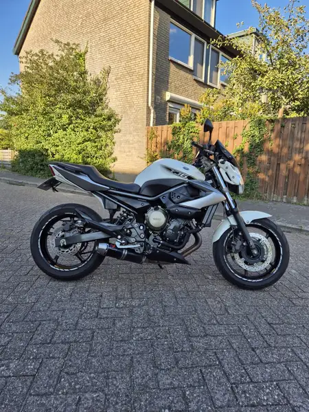 Yamaha XJ 600 - foto 2