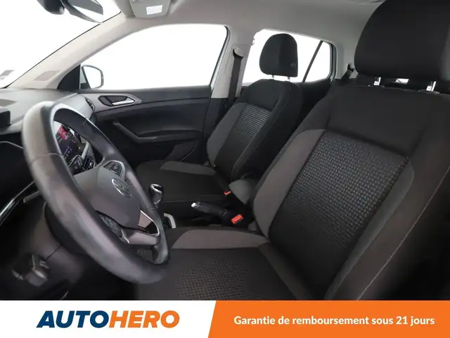 Volkswagen T-Cross view 10