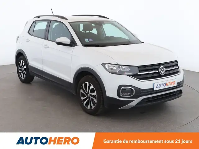 Volkswagen T-Cross view 8