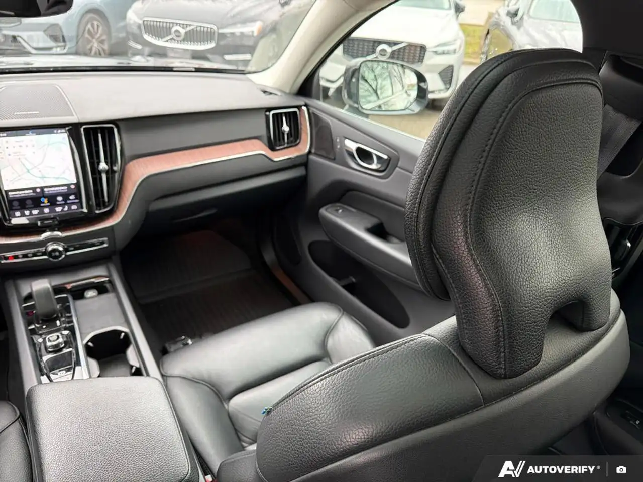 Volvo XC60 снимка Volvo XC60