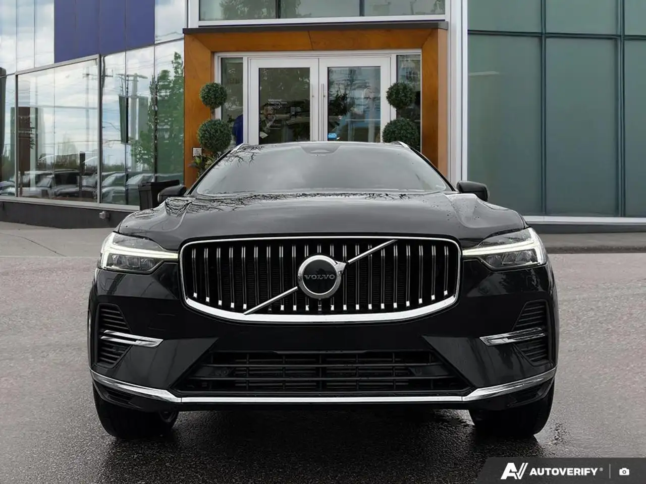 Volvo XC60 снимка Volvo XC60