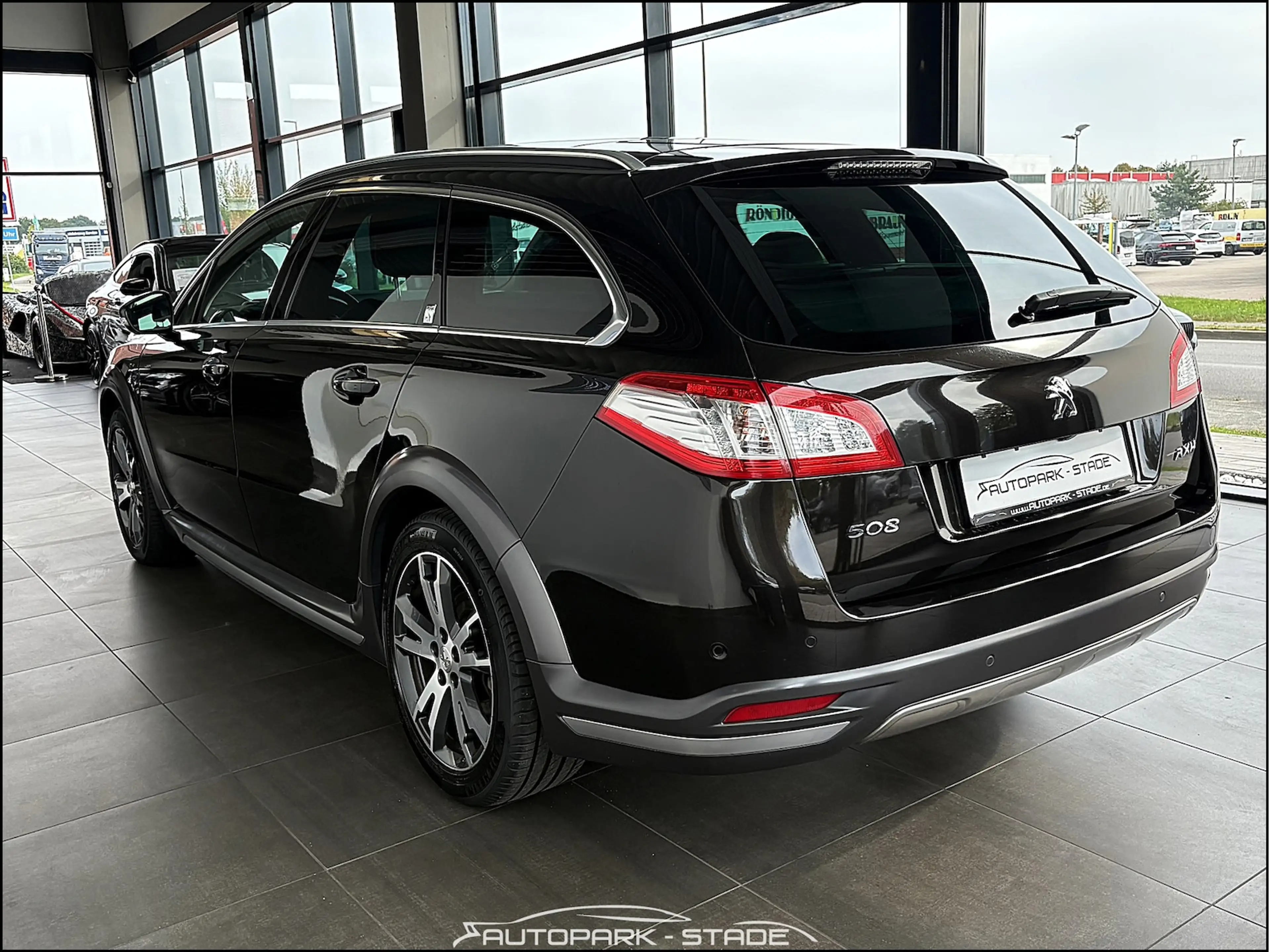 Peugeot 508 SW RXH Pano Kam Memory LED Standhzg HUD Ass. — photo 5