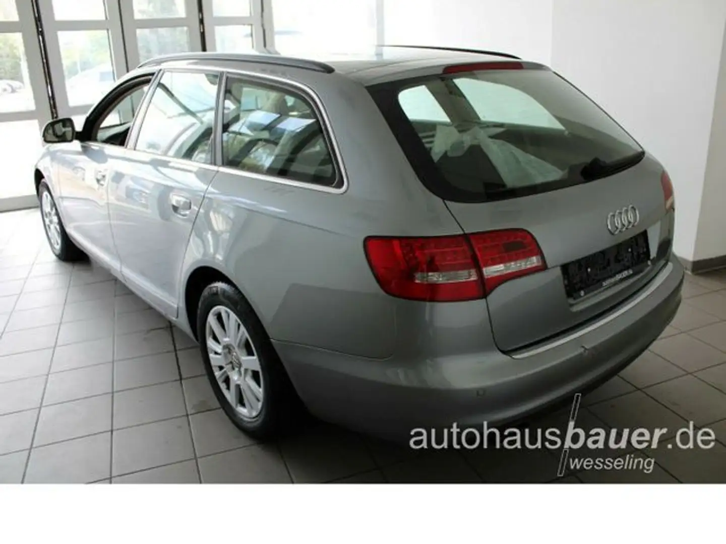 Audi A6 Avant 2.8 FSI ! Nur an Gewerbe oder Export Grau - 2